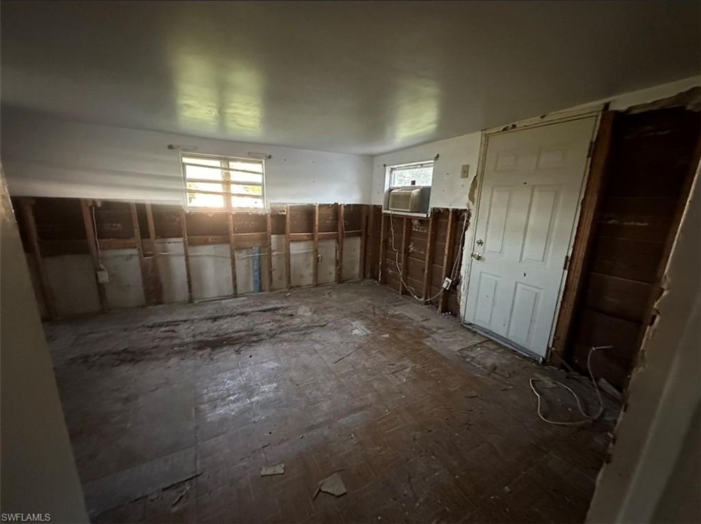 NORTH FORT MYERS - Residential