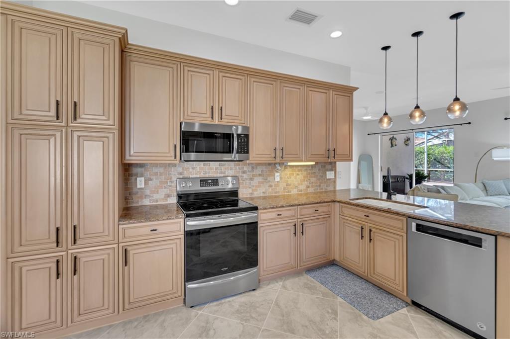 CASCADES AT ESTERO - Residential