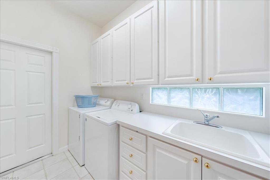 ISLAND WALK - Residential