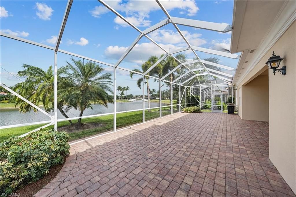 ISLAND WALK - Residential