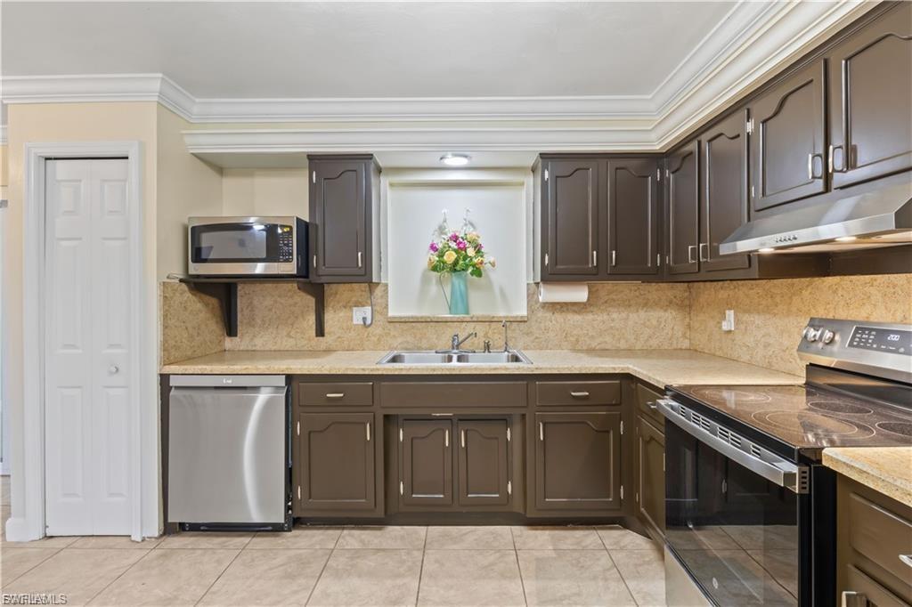 Fort Myers Villas - Residential