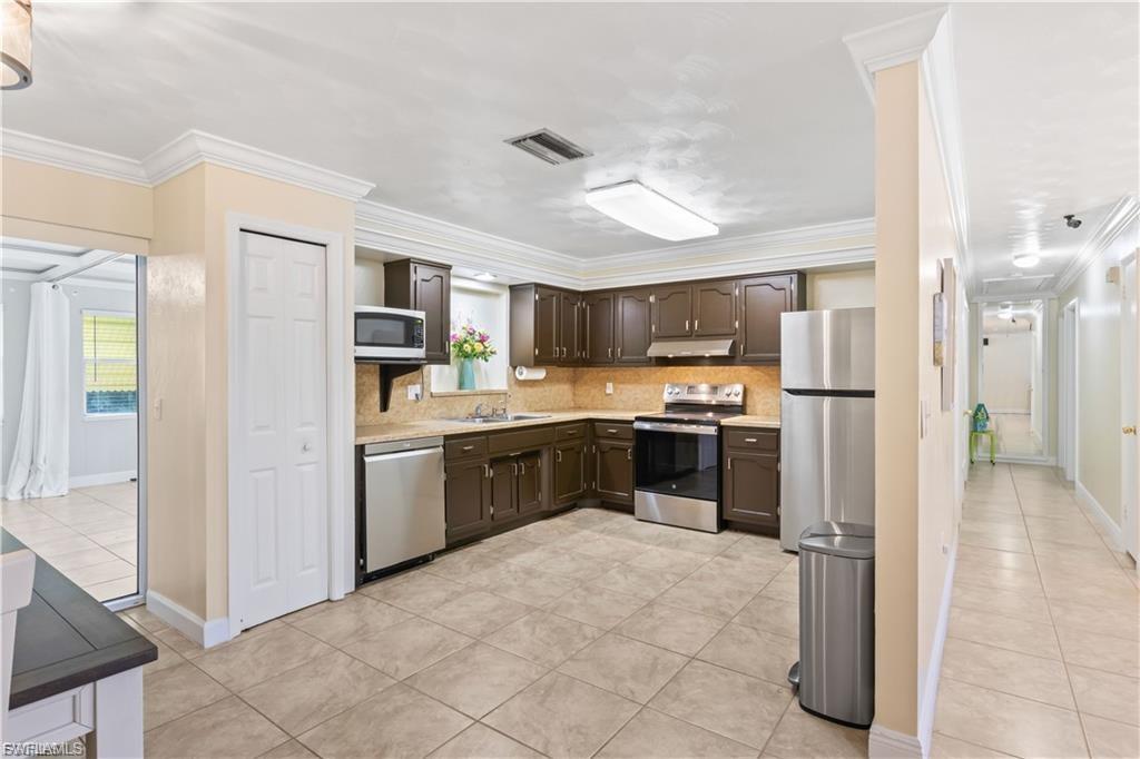 Fort Myers Villas - Residential