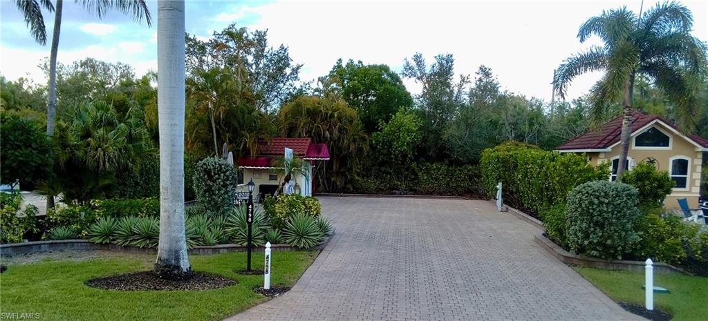 PELICAN LAKE RV RESORT - Land