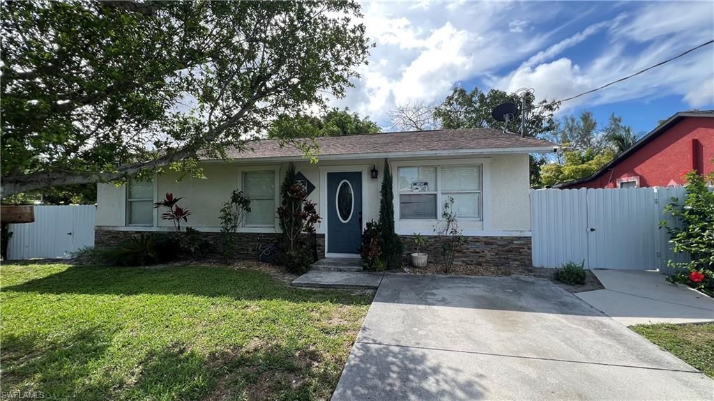 Photo of 5374 Warren ST, NAPLES, FL 34113 (MLS # 226017499)