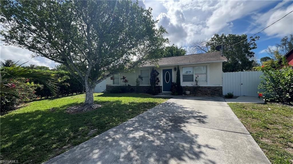 Photo of 5374 Warren ST, NAPLES, FL 34113 (MLS # 226017499)