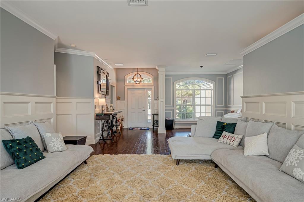 COLONIAL OAKS - Residential