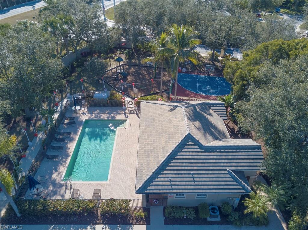 COLONIAL OAKS - Residential