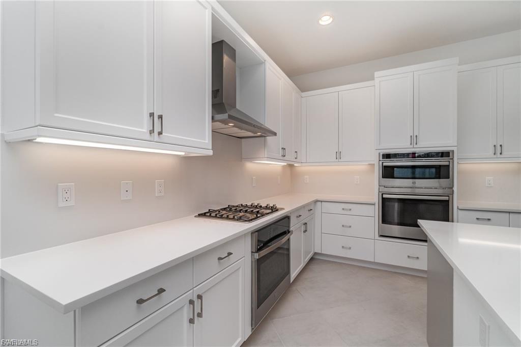RIVERCREEK IN ESTERO - Residential