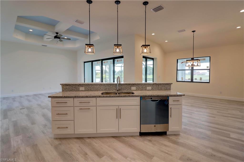 CORAL OAKS GOLF COURSE - Residential