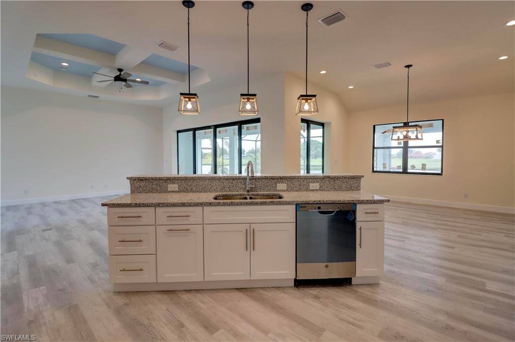 CORAL OAKS GOLF COURSE - Residential