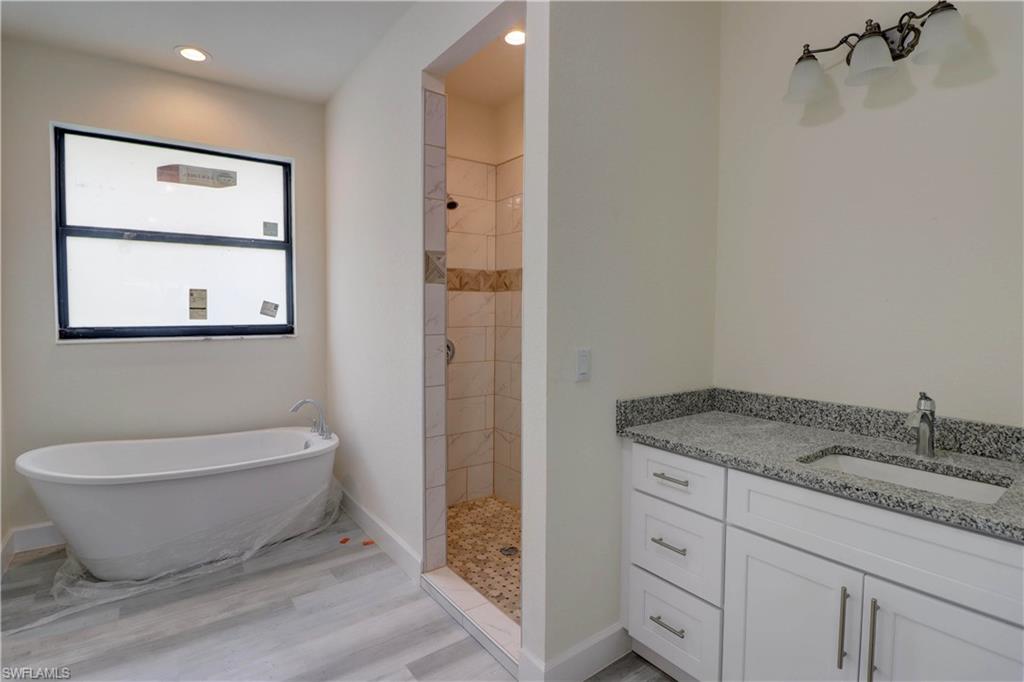 CORAL OAKS GOLF COURSE - Residential