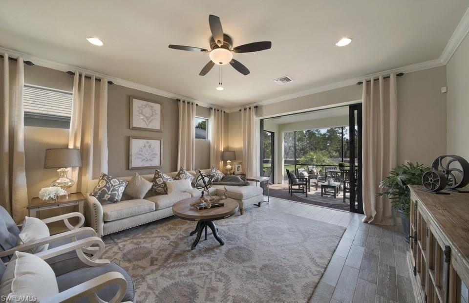 WINDING CYPRESS - Residential