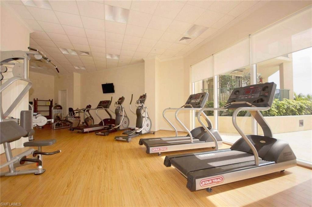 NORTH STAR YACHT CLUB - Residential