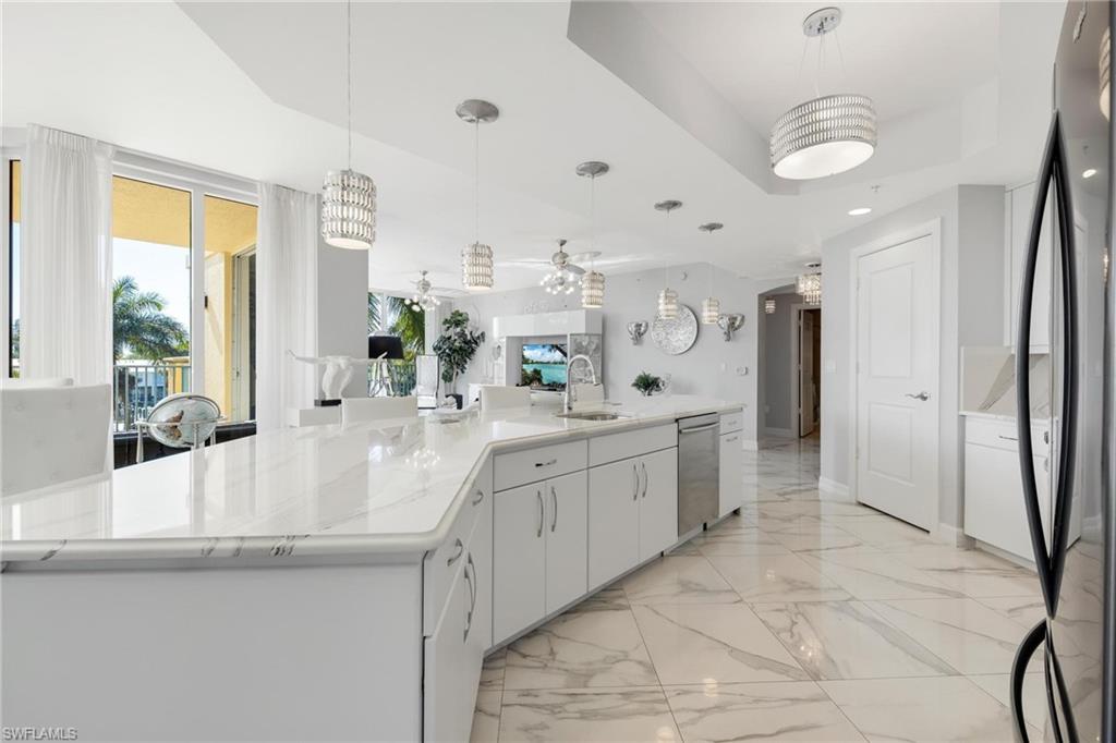 NORTH STAR YACHT CLUB - Residential