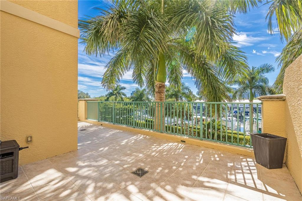 NORTH STAR YACHT CLUB - Residential