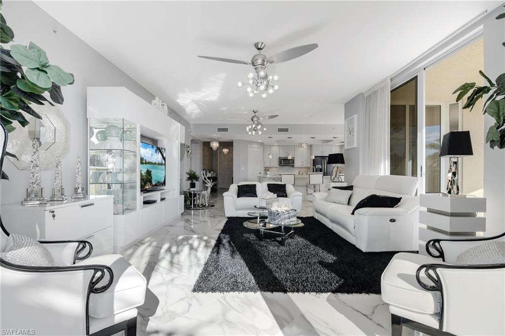 NORTH STAR YACHT CLUB - Residential