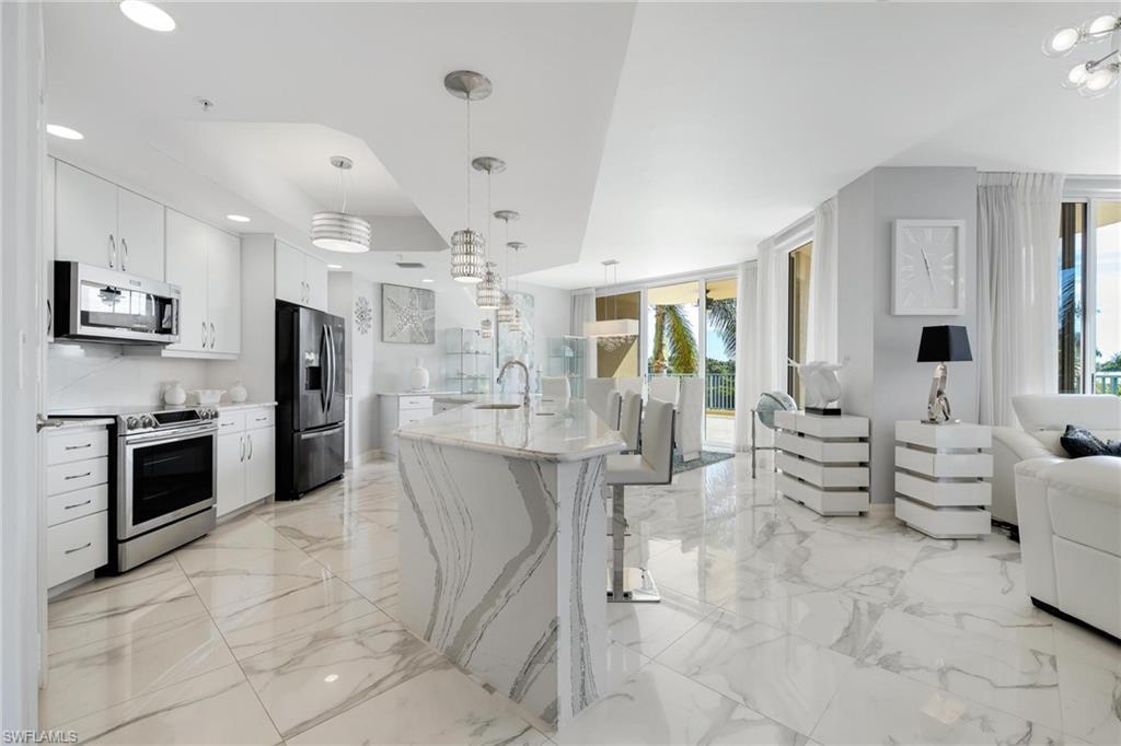 NORTH STAR YACHT CLUB - Residential