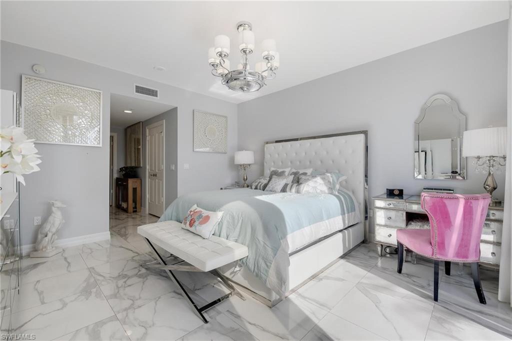 NORTH STAR YACHT CLUB - Residential