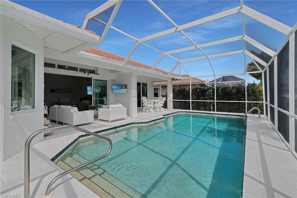 MARCO BEACH - Residential