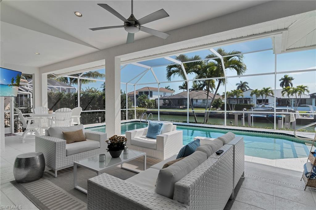 MARCO BEACH - Residential