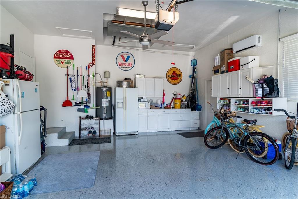 MARCO BEACH - Residential