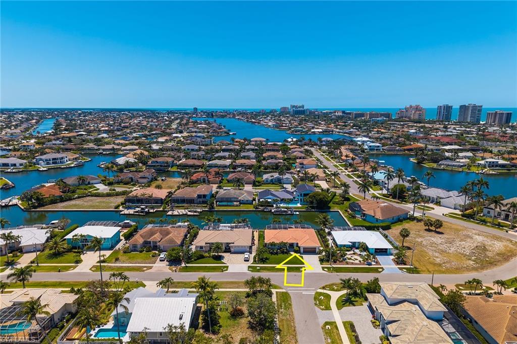 MARCO BEACH - Residential