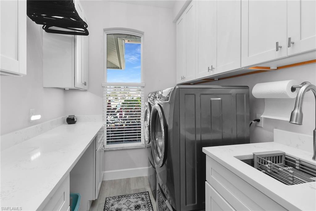 MARCO BEACH - Residential