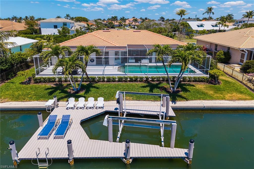 MARCO BEACH - Residential