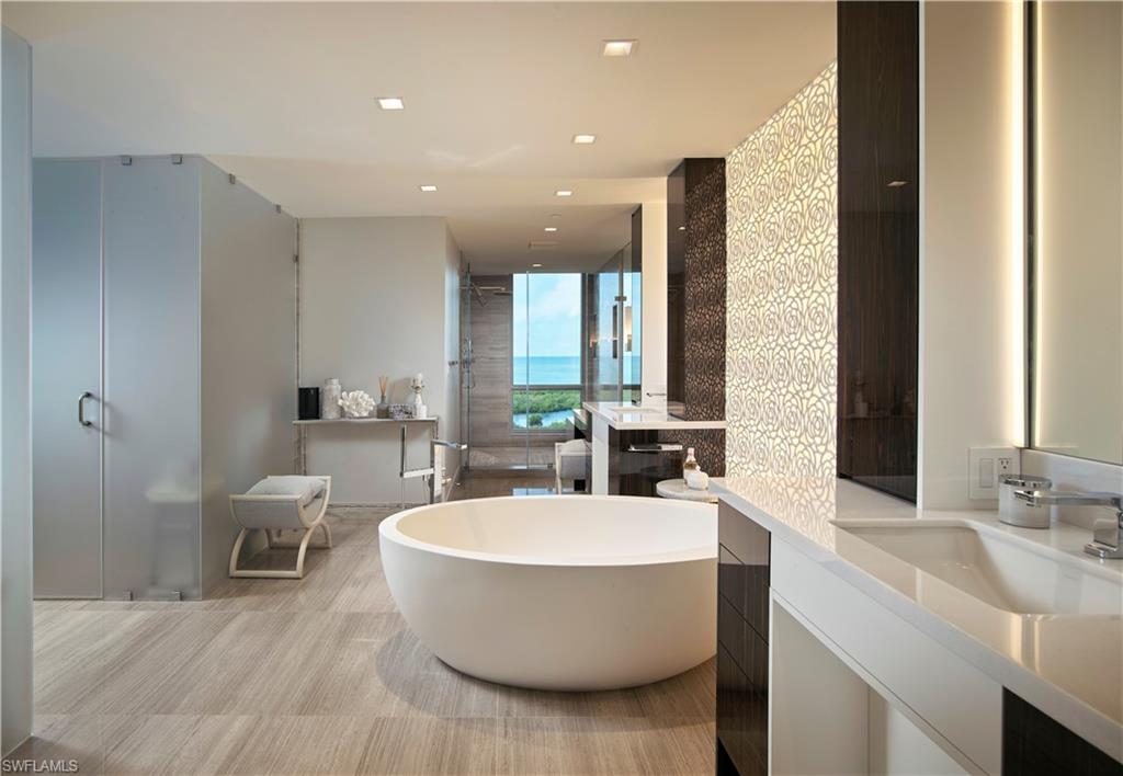 MYSTIQUE - Residential