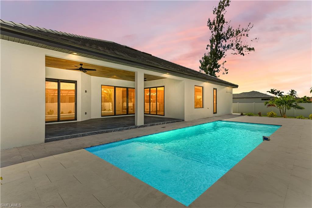 CAPE CORAL - Residential