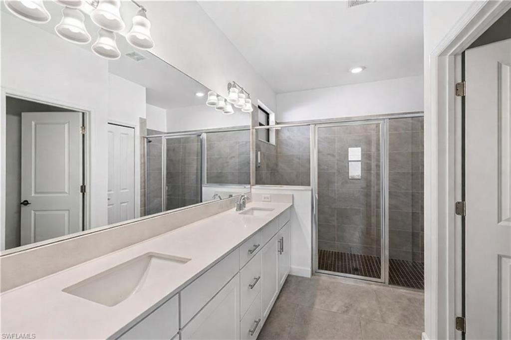 VERDANA VILLAGE - Residential Lease