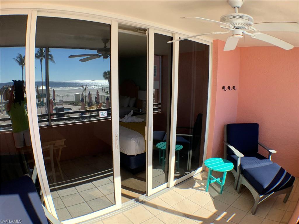 SANIBEL VIEW VILLAS - Residential