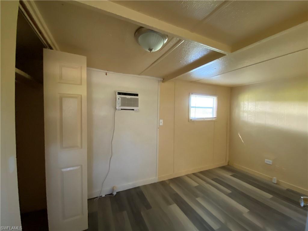 SUNCOAST LAKES UNRECORDED SUBDIVISON - Residential Lease