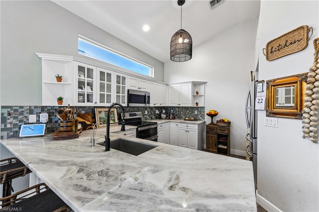 IBIS COVE - Residential