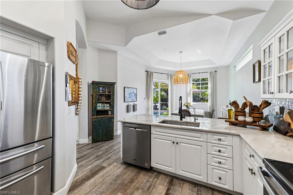 IBIS COVE - Residential