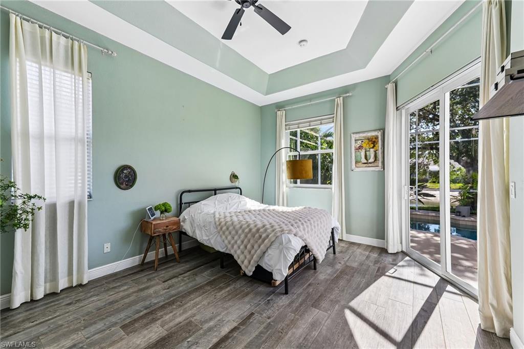 IBIS COVE - Residential