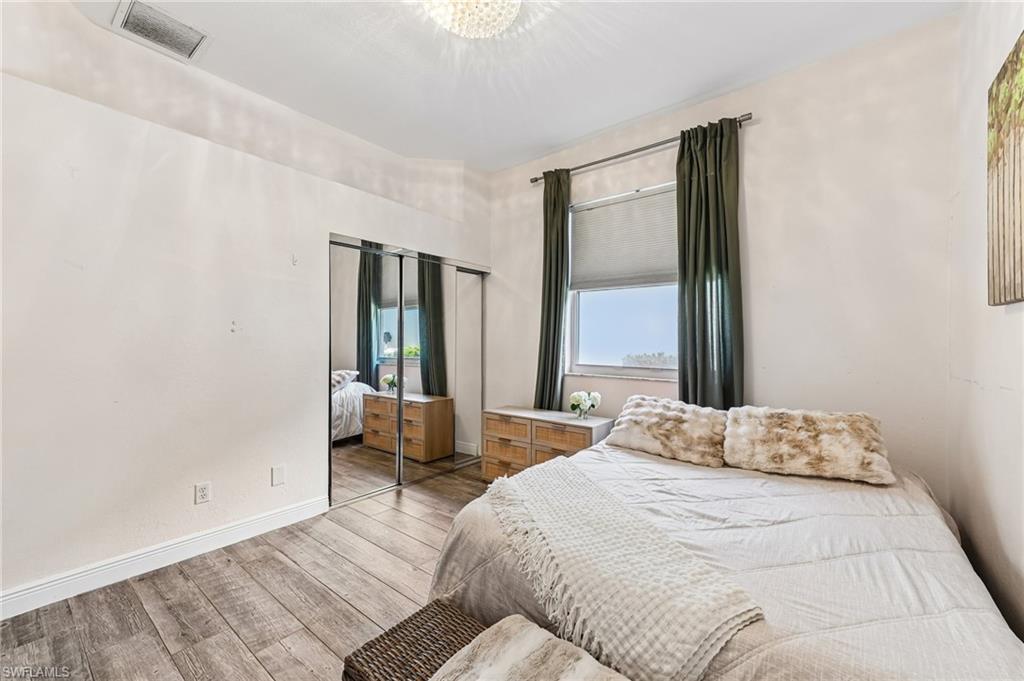 IBIS COVE - Residential