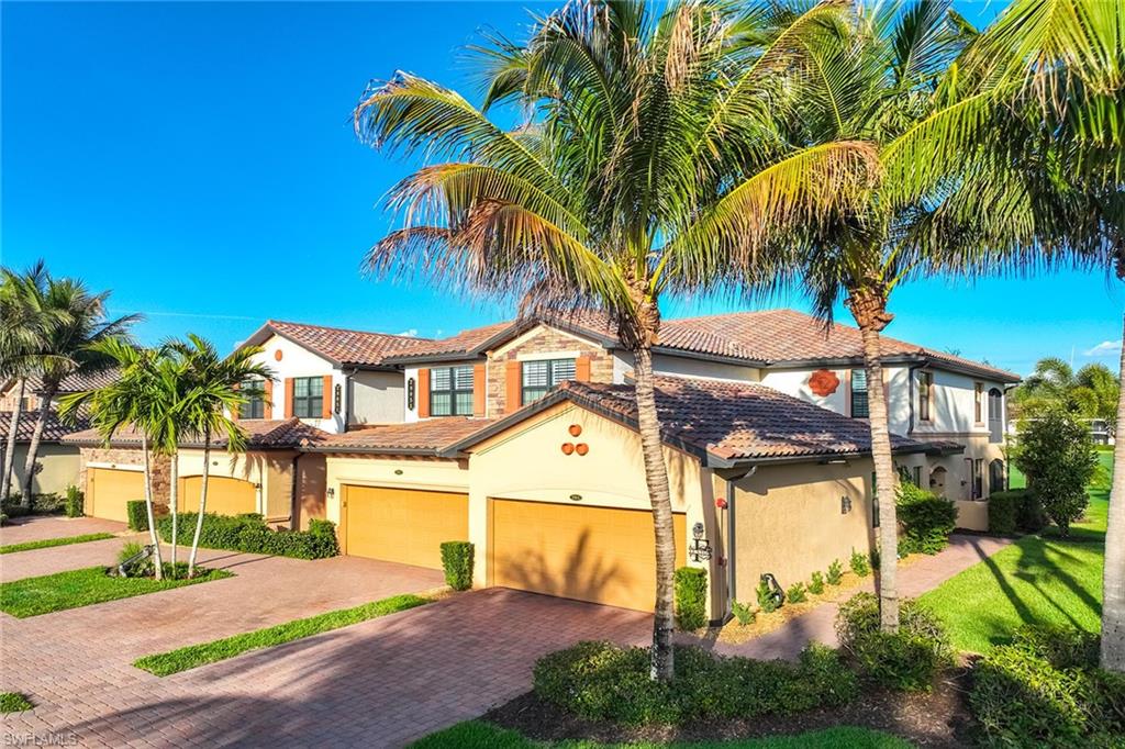 BONITA NATIONAL GOLF AND COUNTRY CLUB - Residential