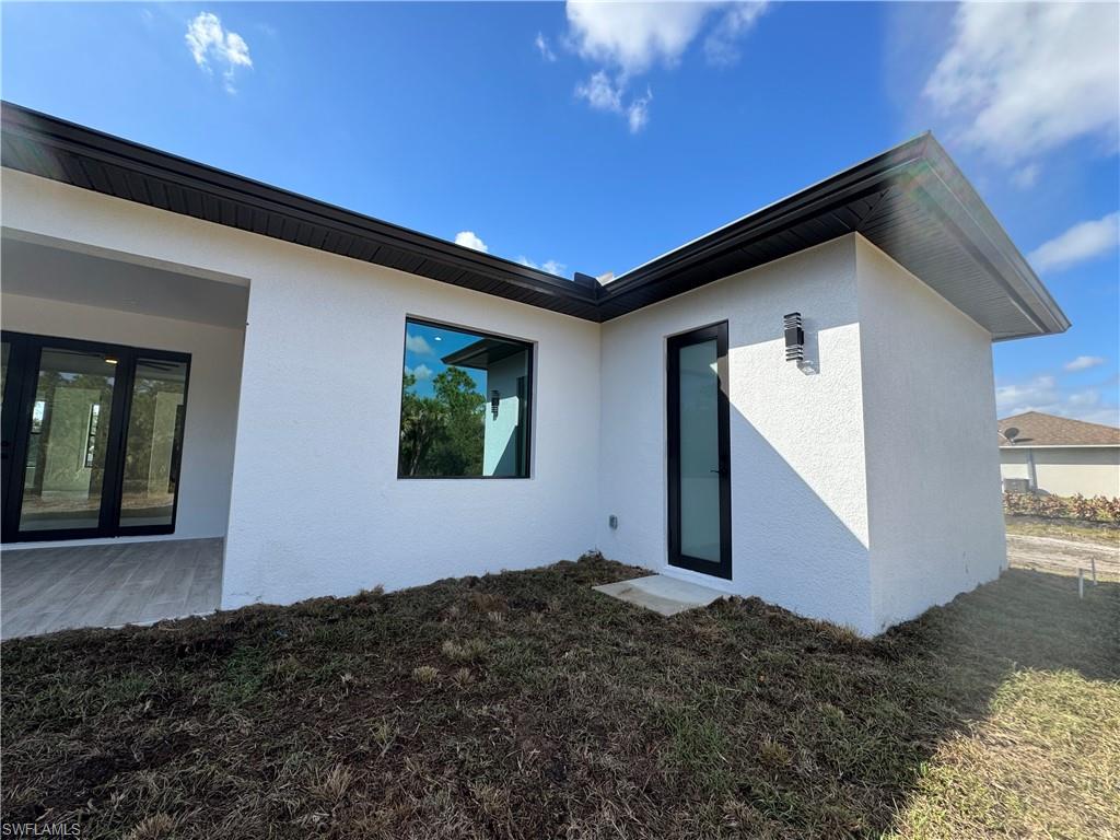 GOLDEN GATE ESTATES - Residential