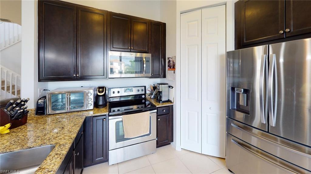 COQUINA AT MAPLE RIDGE - Residential