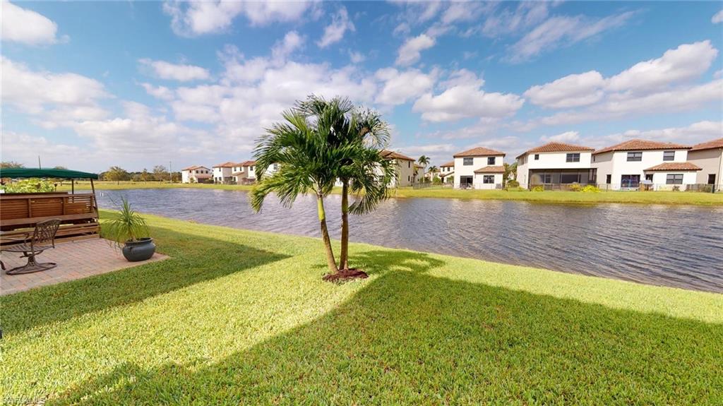 COQUINA AT MAPLE RIDGE - Residential