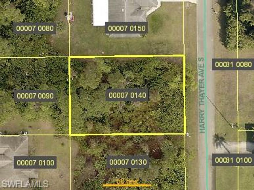 Great location near Mirror Lakes. Close to schools, shopping, and major amenities. Wonderful location for a dream home!