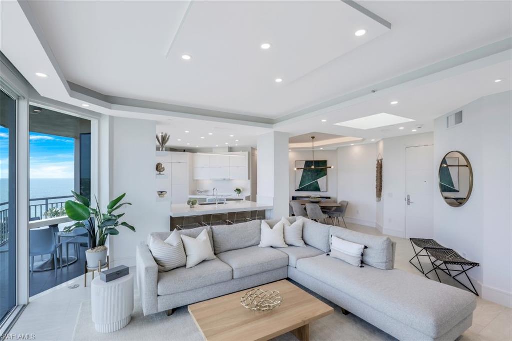 BAY SHORE PLACE - Residential