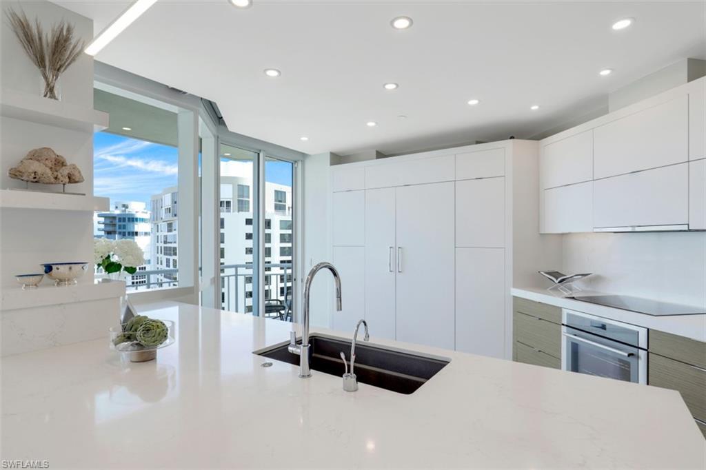 BAY SHORE PLACE - Residential