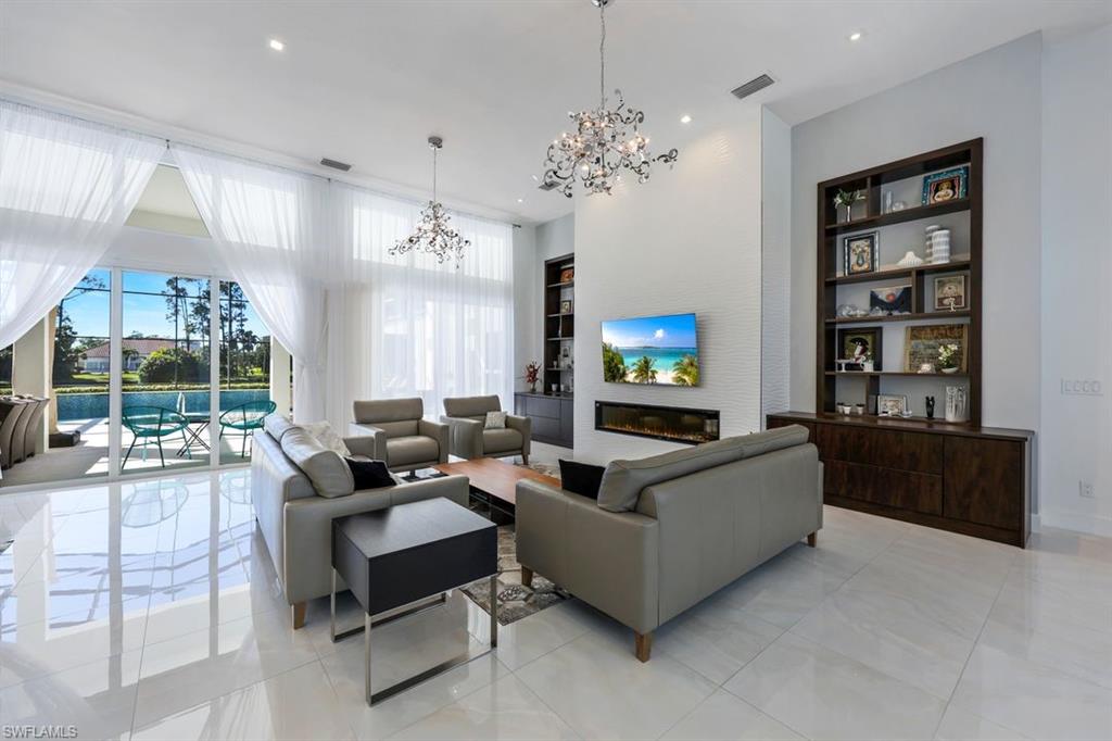 QUAIL CREEK - Residential