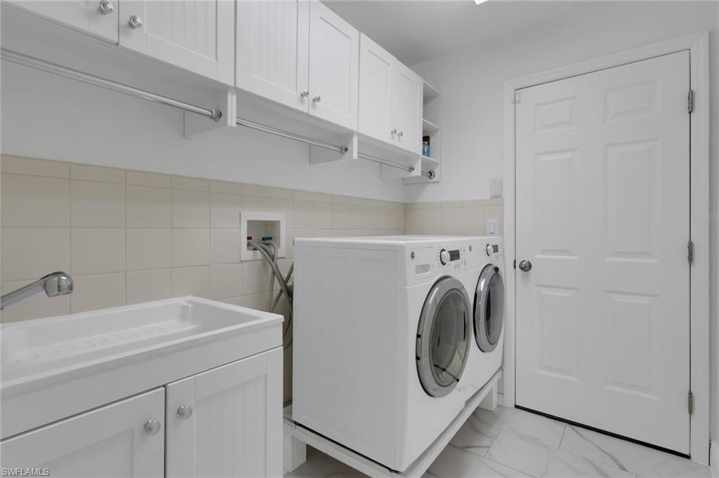 LELY ISLAND ESTATES - Residential