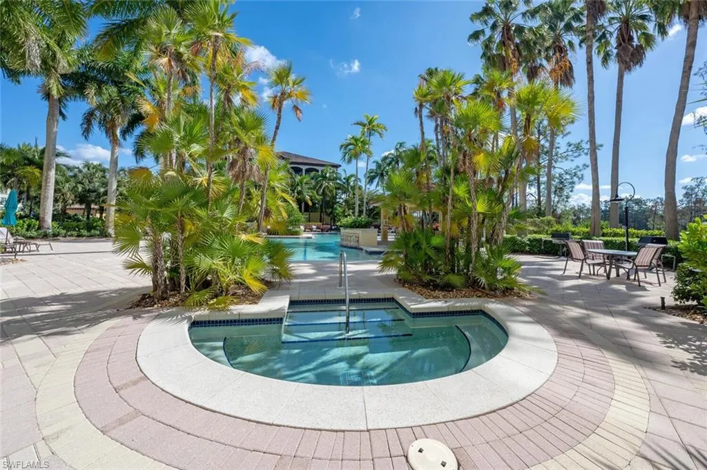 Naples, Florida 34109, United States, 2 Bedrooms Bedrooms, ,3 BathroomsBathrooms,Residential,Active,36581