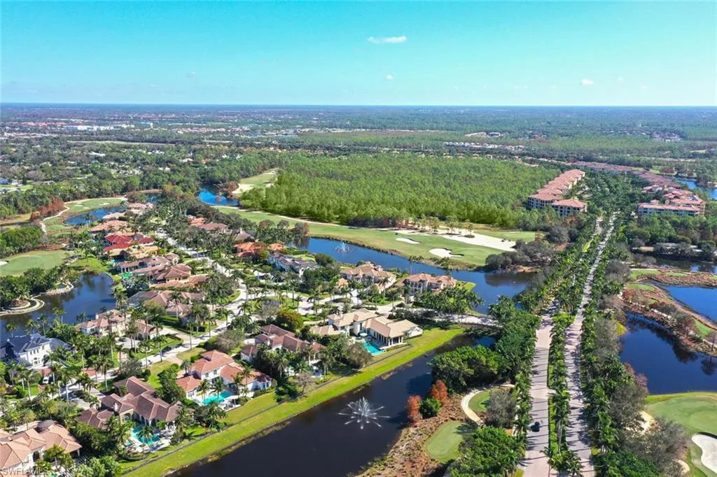 Naples, Florida 34109, United States, 2 Bedrooms Bedrooms, ,3 BathroomsBathrooms,Residential,Active,36581