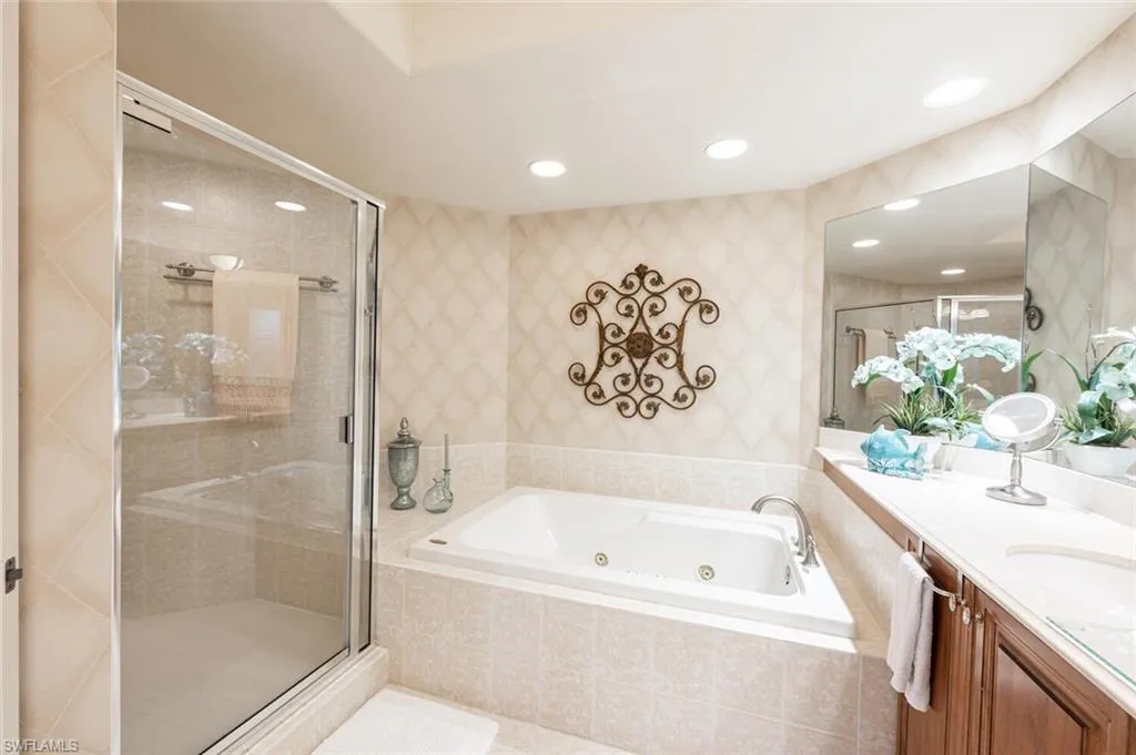 Naples, Florida 34109, United States, 2 Bedrooms Bedrooms, ,3 BathroomsBathrooms,Residential,Active,36581