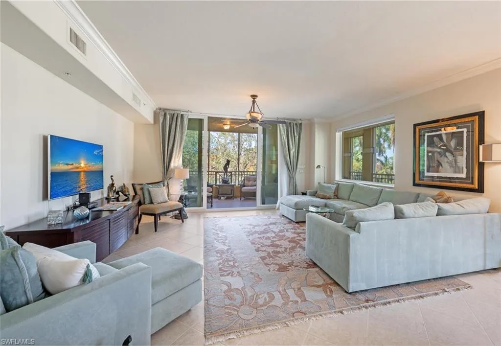 Naples, Florida 34109, United States, 2 Bedrooms Bedrooms, ,3 BathroomsBathrooms,Residential,Active,36581